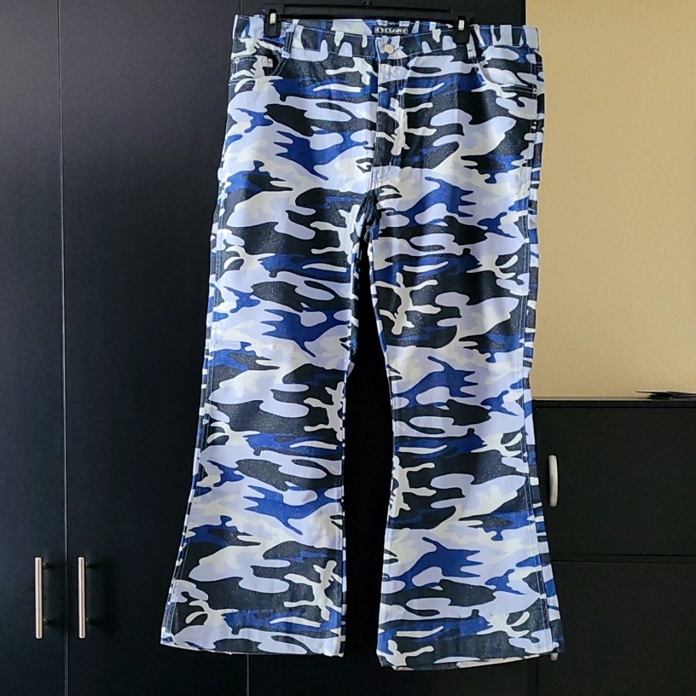 Cyclone sparkly blue camo flare pants size 21